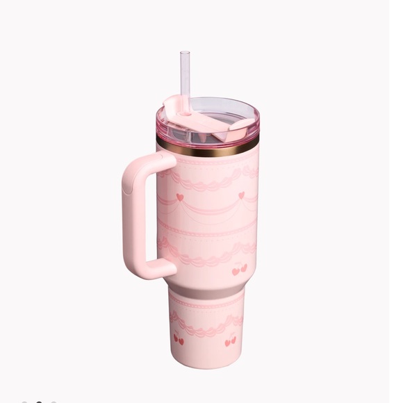 The Valentine's Day Quencher H2.0 Flowstate Tumbler 40 OZ Pink Velvet Cake - Picture 2 of 16